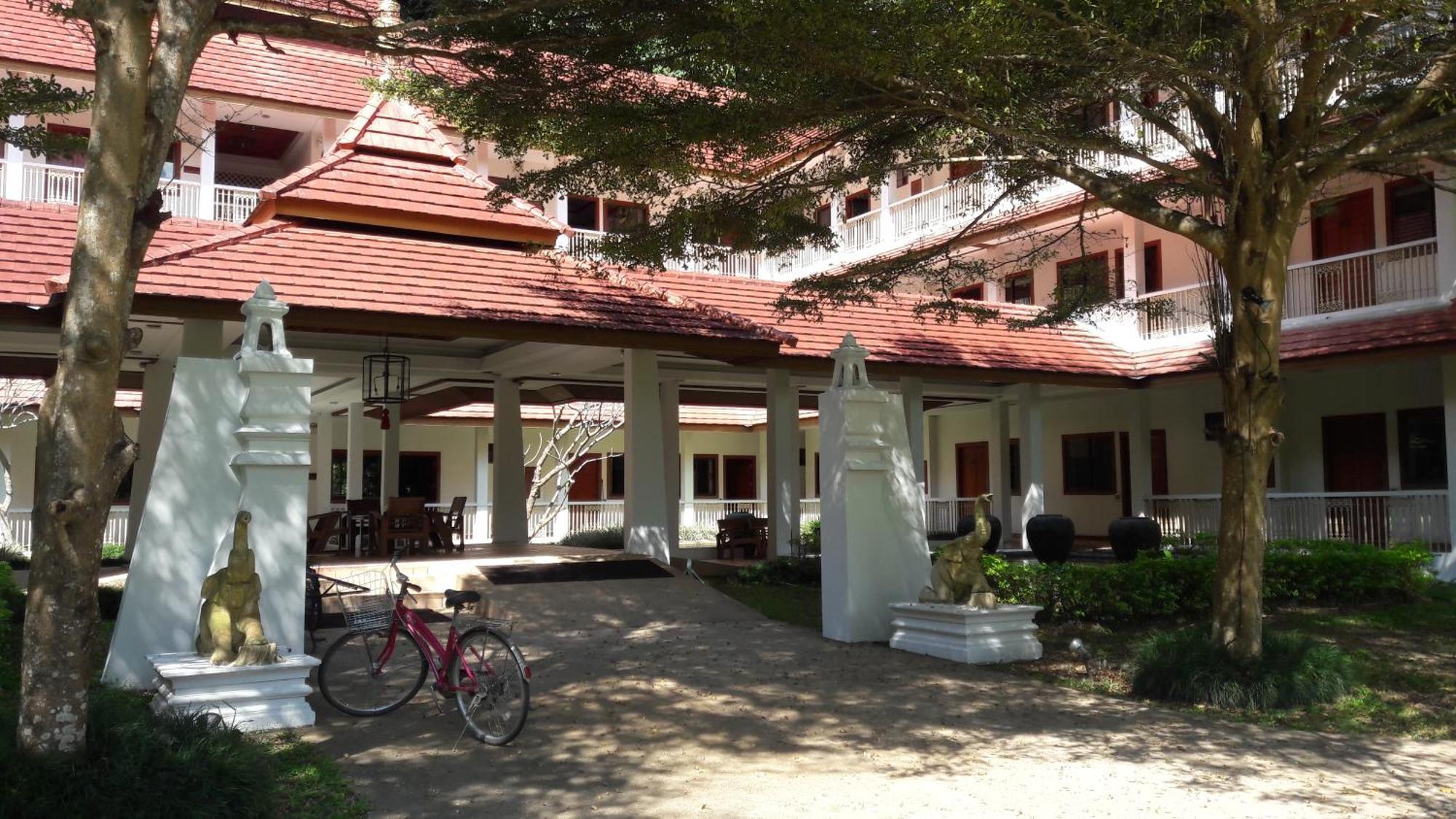 Suan Bua Hotel & Resort Ban Pong  Exteriér fotografie