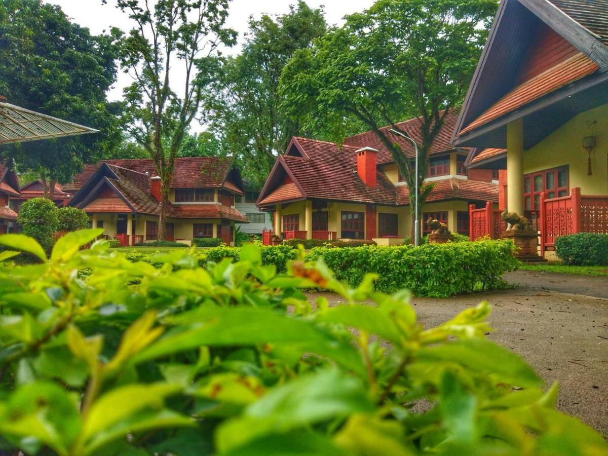 Suan Bua Hotel & Resort Ban Pong  Exteriér fotografie