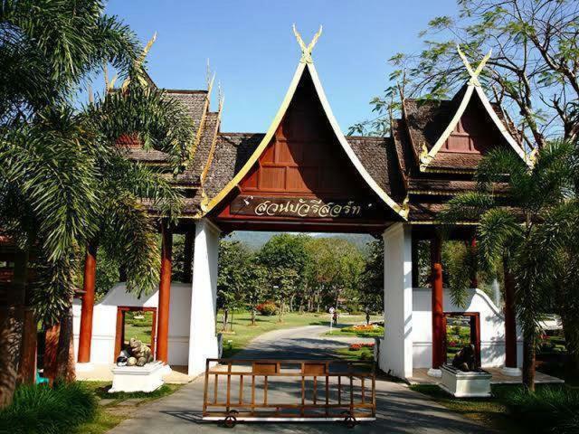 Suan Bua Hotel & Resort Ban Pong  Exteriér fotografie